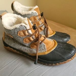 Women's Sorrel Out N about Plus 6